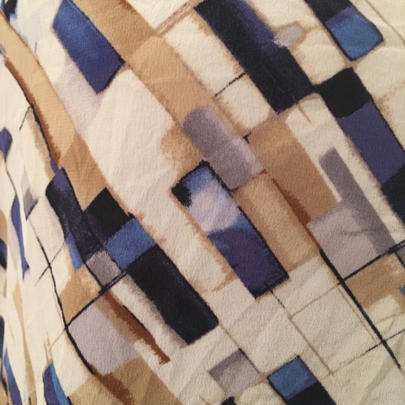 Pretty silk top from WHBM - Picture 2 of 4